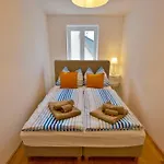 Zwischen Schönbrunn und dem City Center. Apt. 34